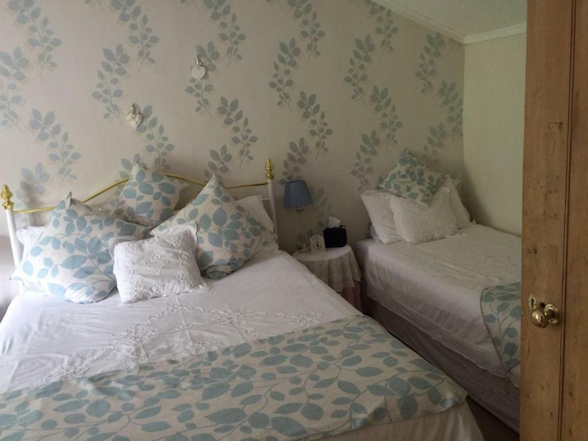 Parc Farm B&B Llanarth  外观 照片