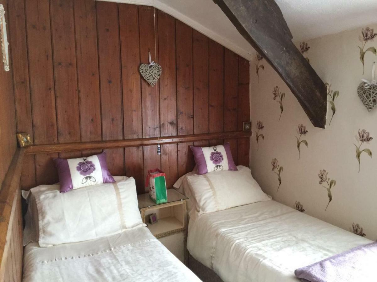 Parc Farm B&B Llanarth  外观 照片