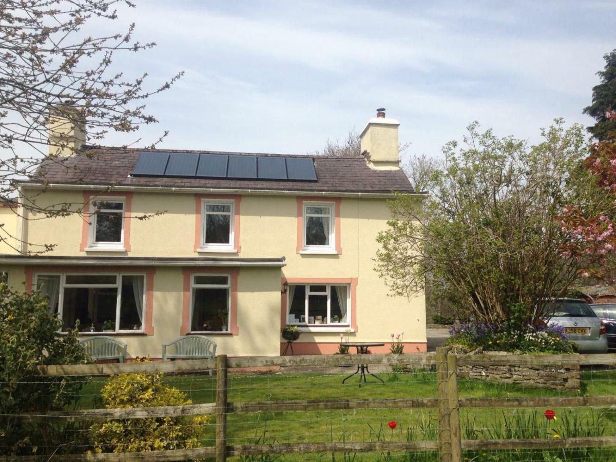 Parc Farm B&B Llanarth  外观 照片