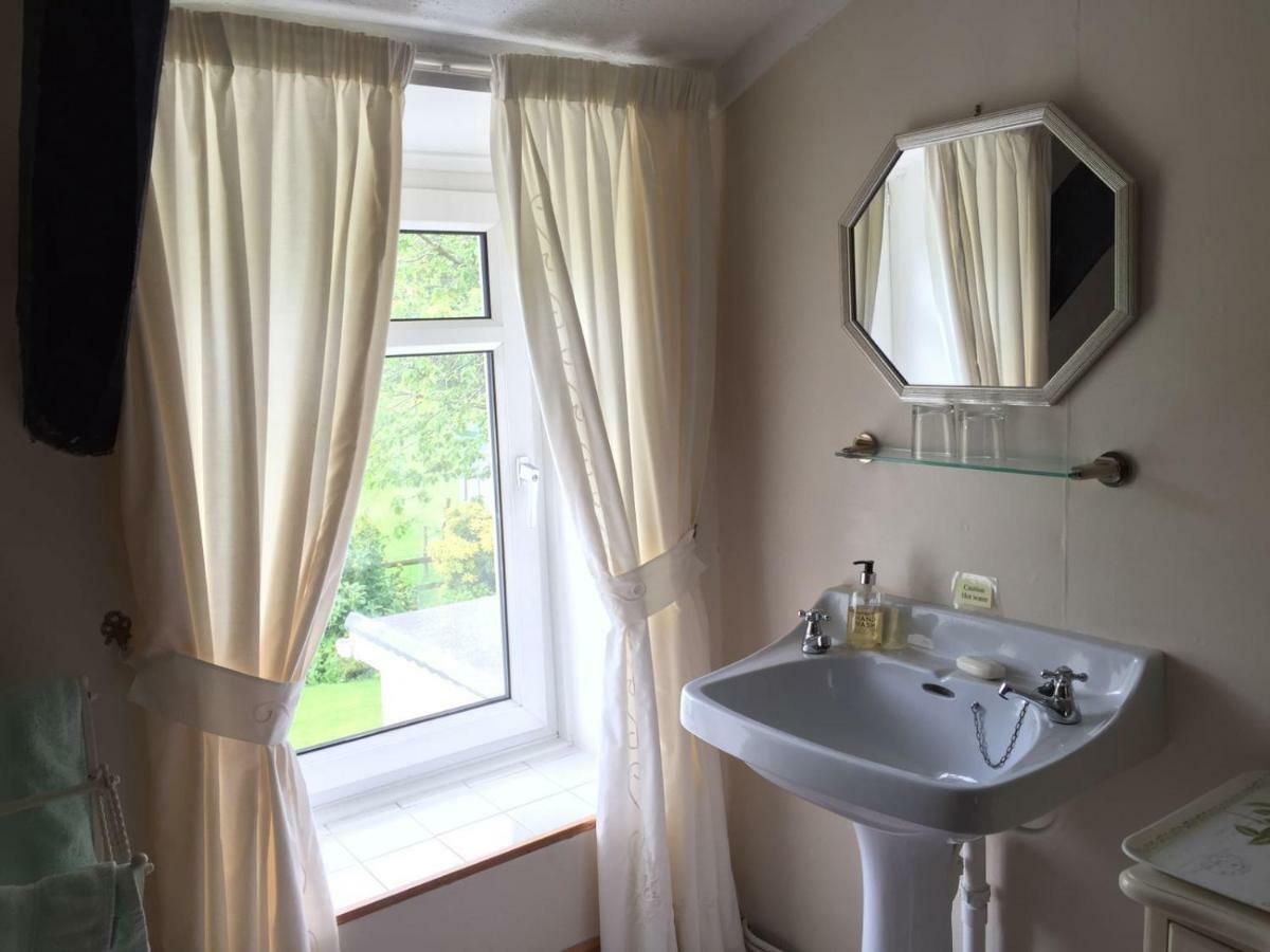 Parc Farm B&B Llanarth  外观 照片